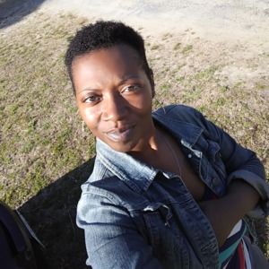 Meet your Posher, Lynea